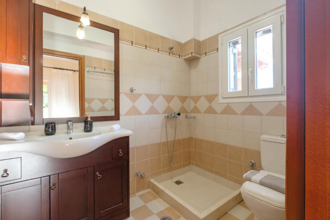 Photo of Bathroom in Doukades