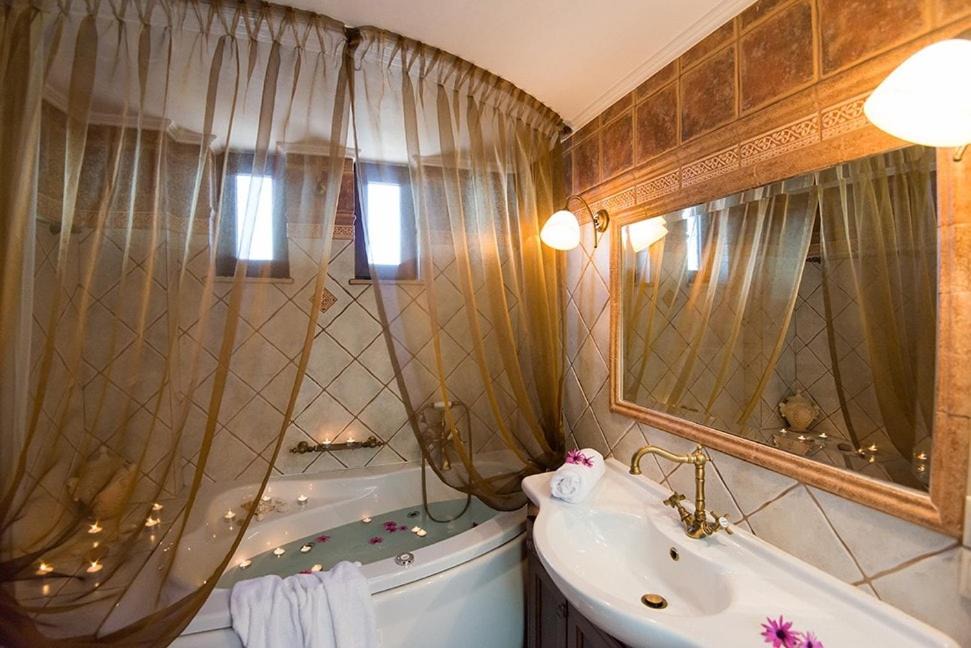 Photo of Bathroom in Roussospiti
