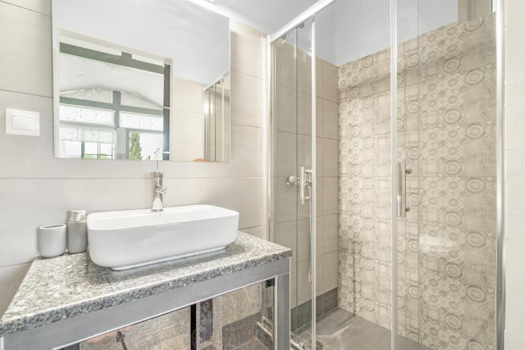 Photo of Bathroom in Kaminarata