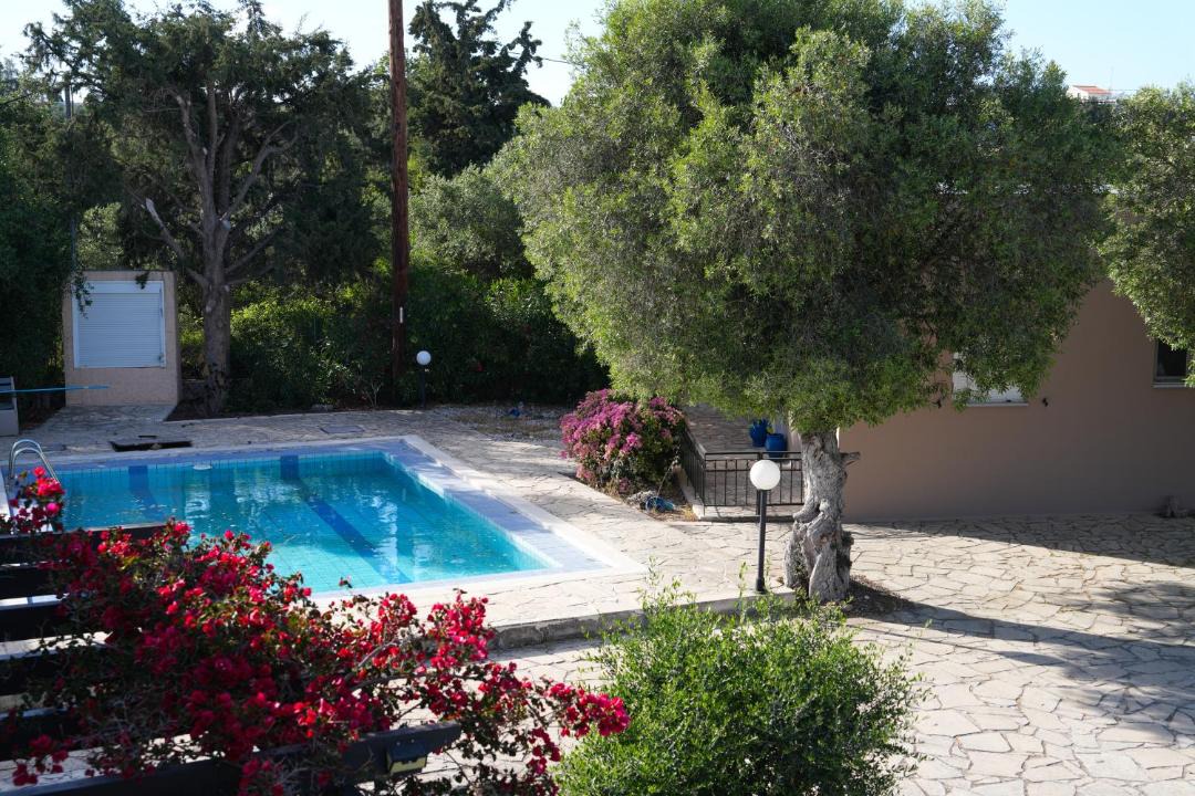 Photo of Others in Drapanos