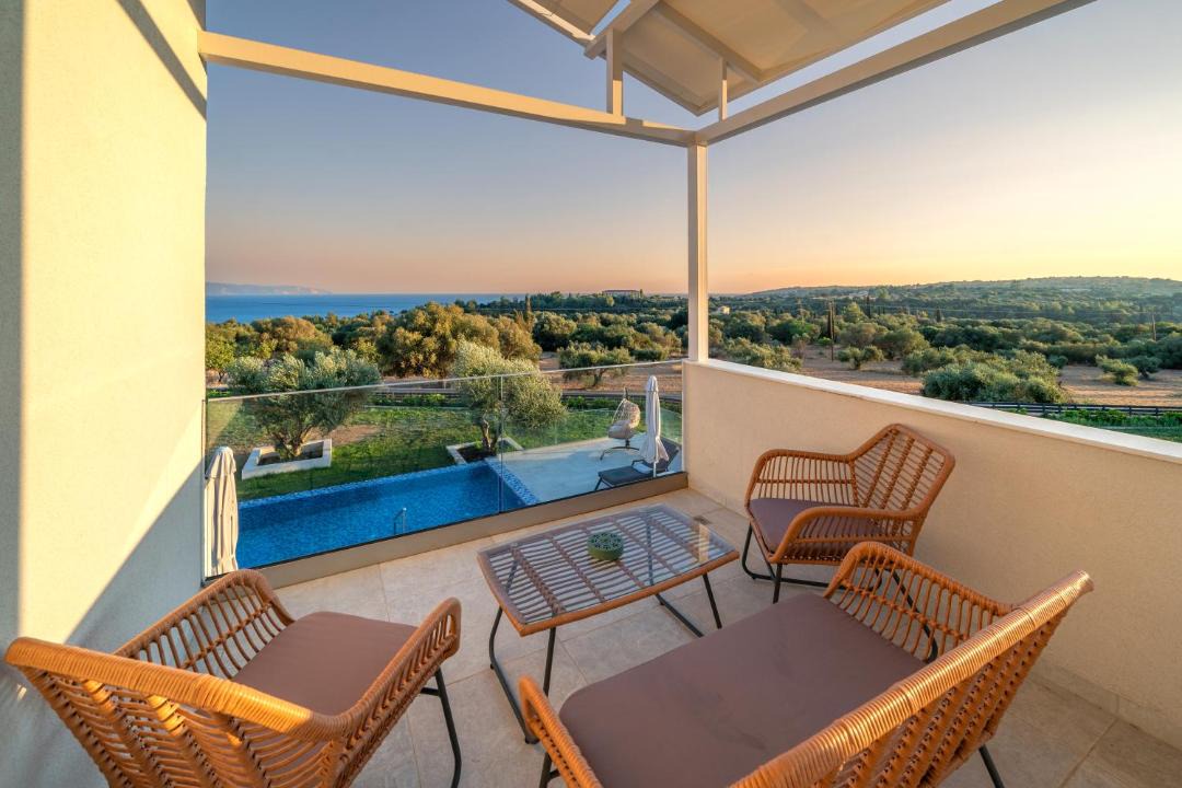 Photo of Patio Balcony in Leivathos