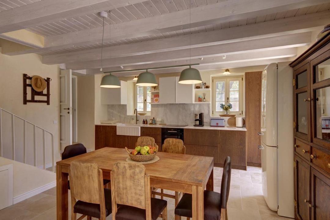 Photo of Kitchen in Katsimatika