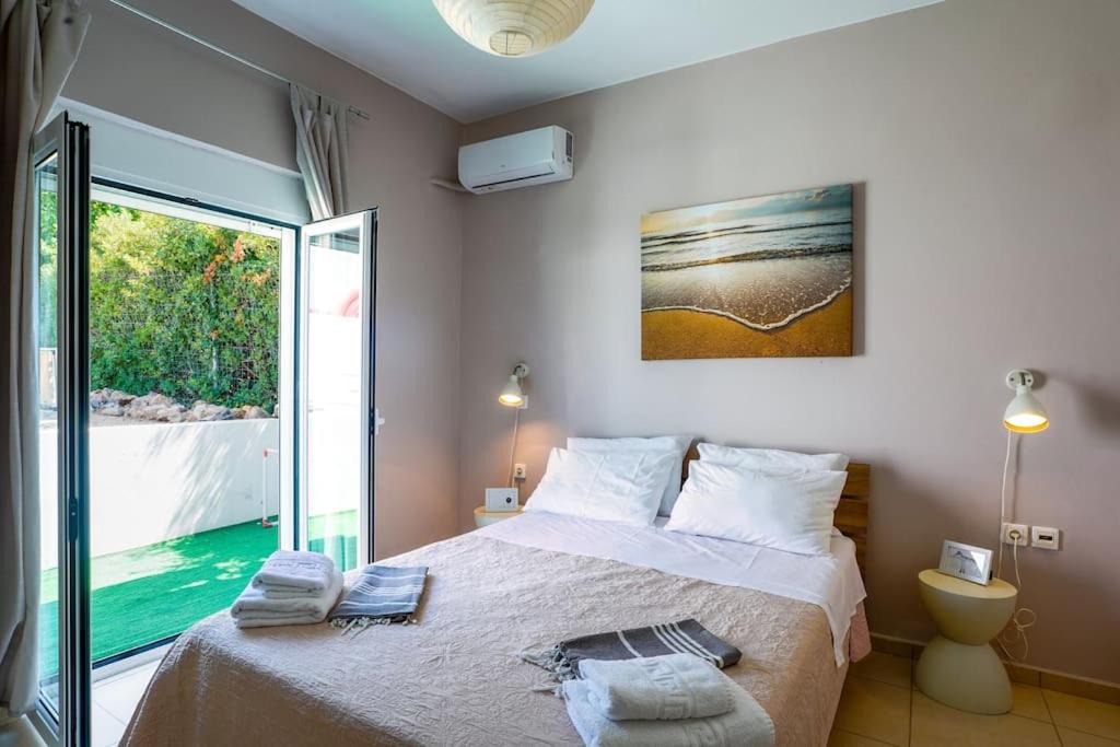 Photo of Bedroom in Chorafakia