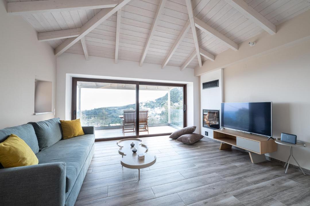 Photo of Livingroom in Anthousa