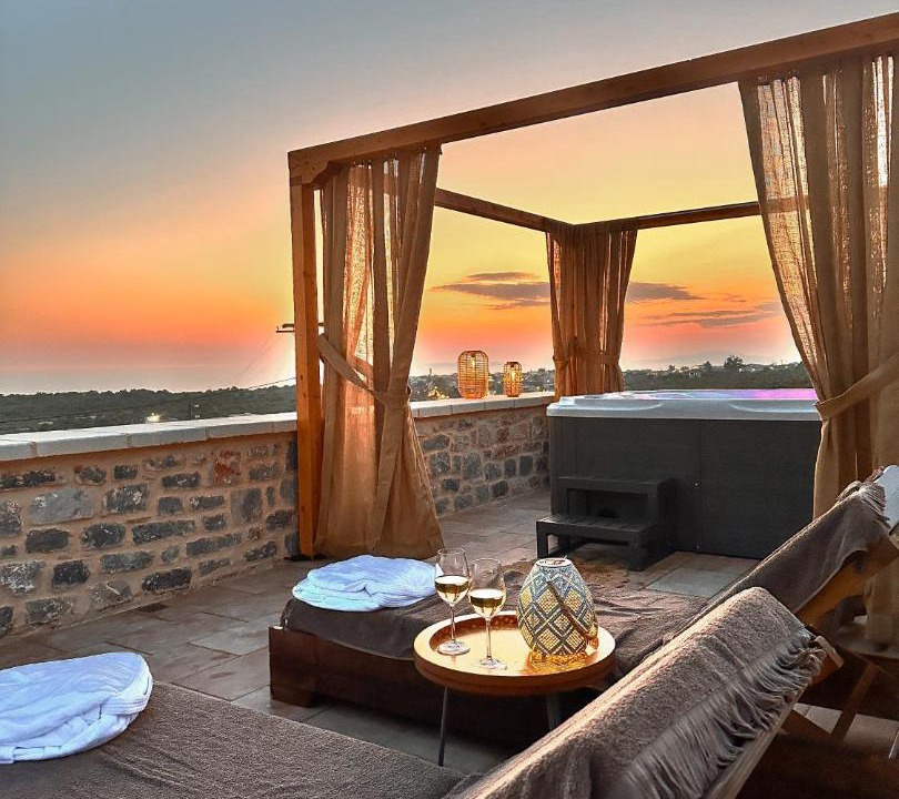 Photo of Patio Balcony in Omales