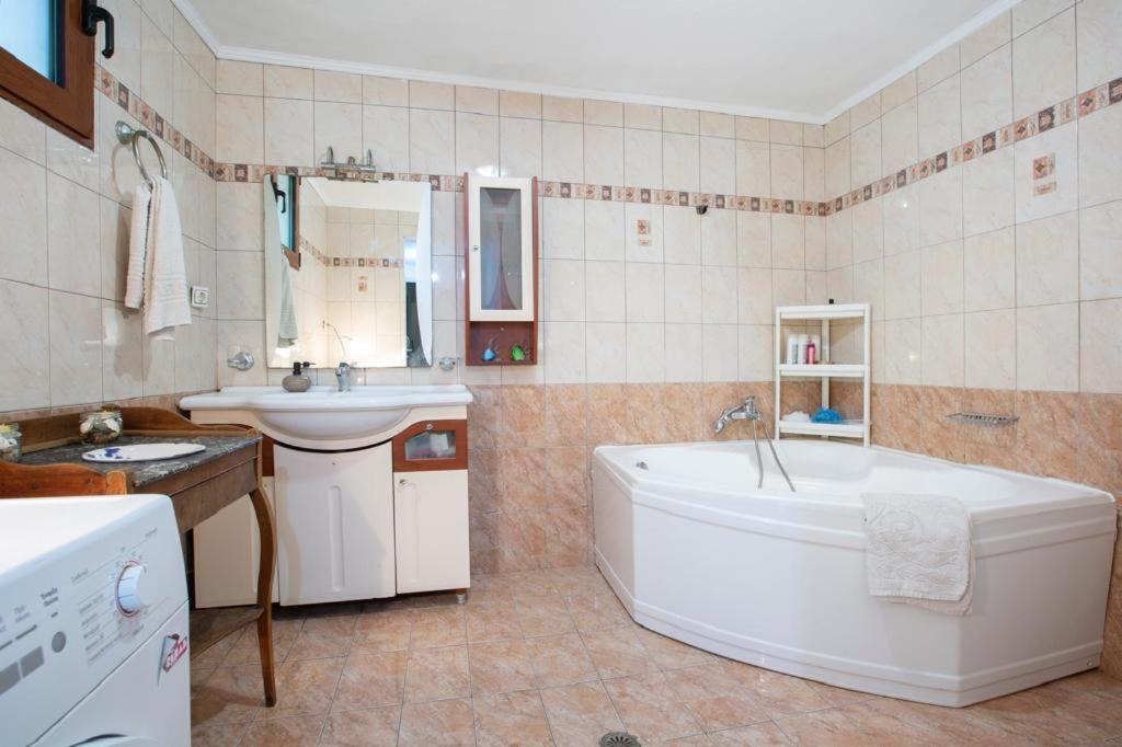 Photo of Kitchen in Sivota