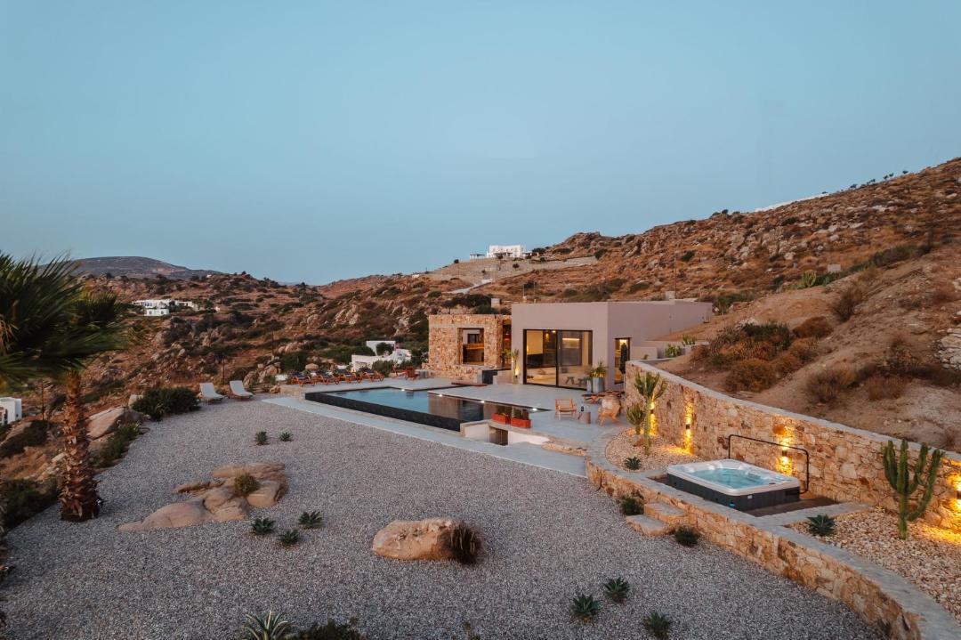 Photo of Others in Naxos