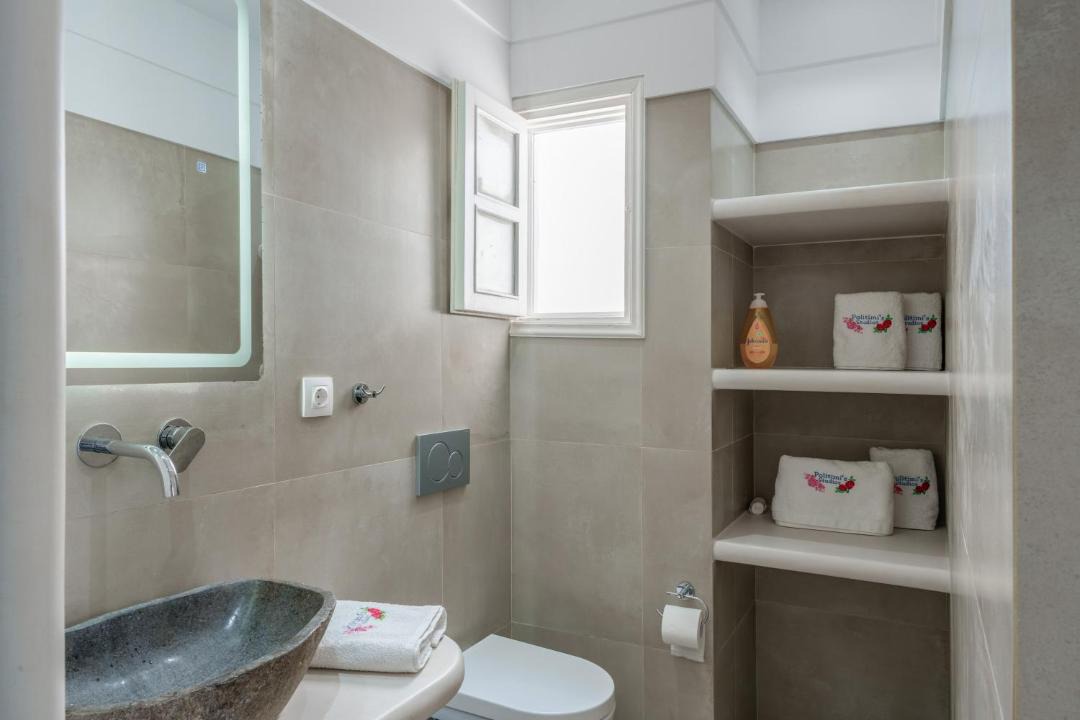 Photo of Bathroom in Amorgos Town