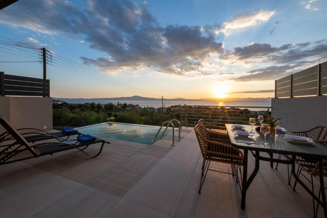 Photo of Patio Balcony in Avia