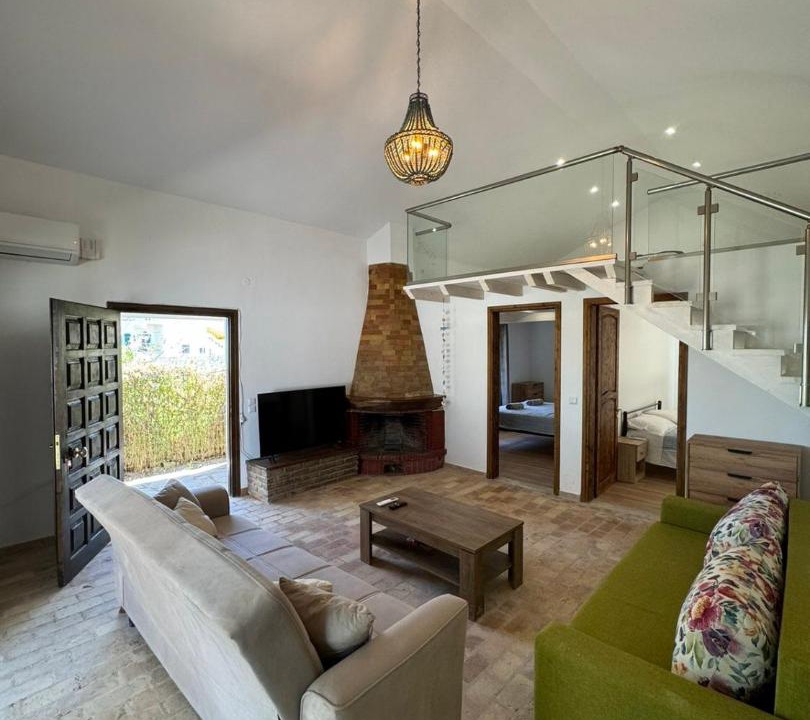 Photo of Livingroom in Molos