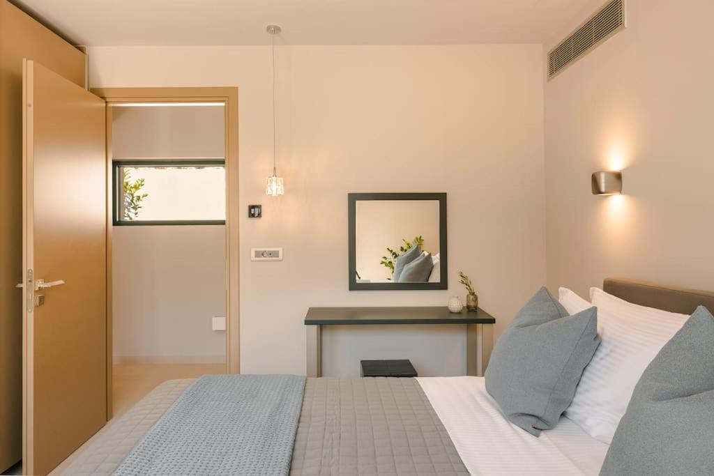 Photo of Bedroom in Zola