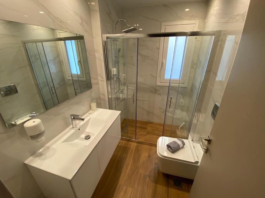 Photo of Bathroom in Karditsa