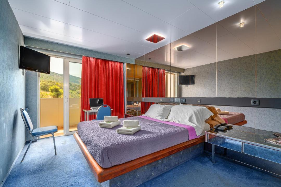 Photo of Bedroom in Skaramangas