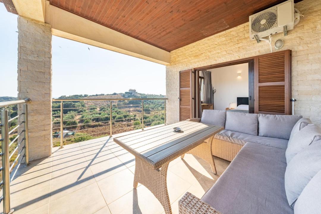 Photo of Patio Balcony in Dafnata