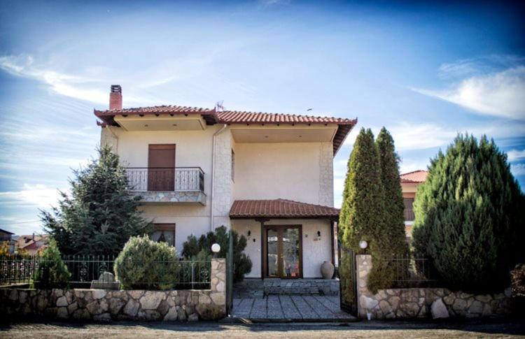 Photo of Buildings in Arnissa