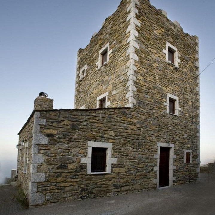 Photo of Buildings in Omales