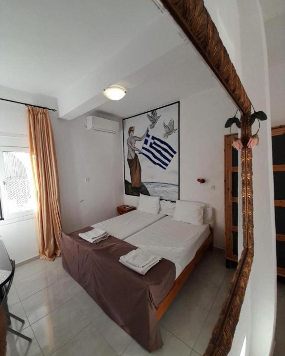 Photo of Bedroom in Skiathos Town