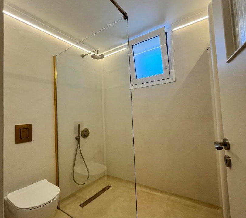 Photo of Bathroom in Platanias Town