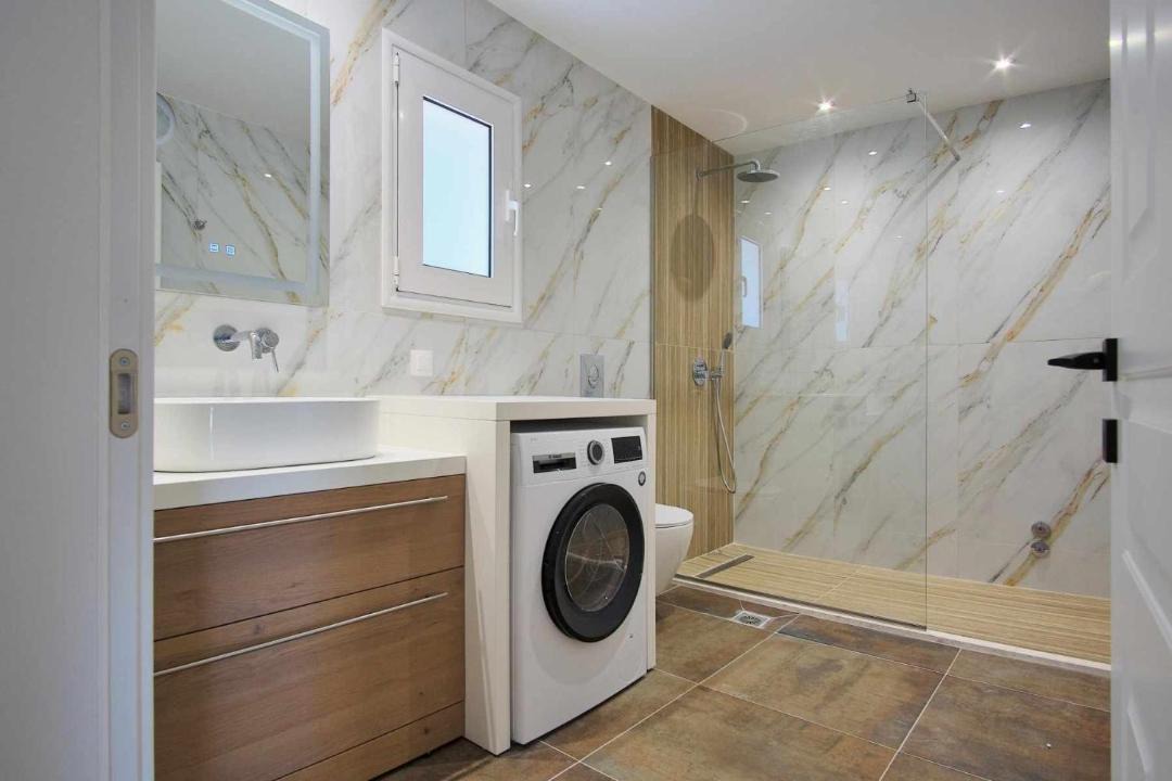 Photo of Bathroom in Agios Stefanos Avliotes