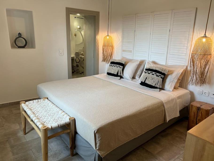 Photo of Bedroom in Milos