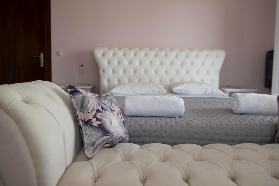 Photo of Bedroom in Petaleia