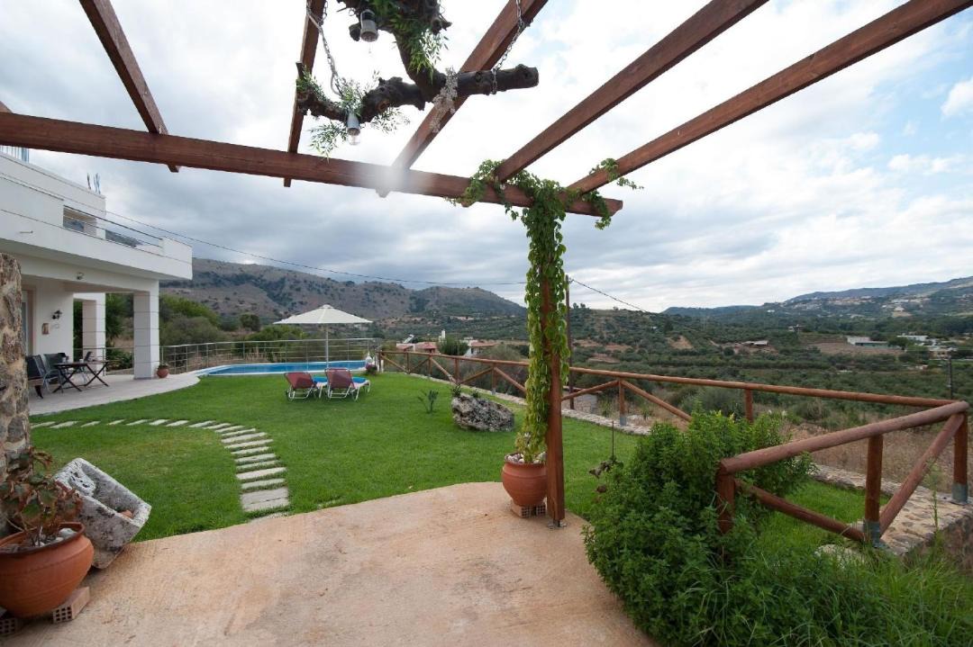 Photo of Patio Balcony in Mathes