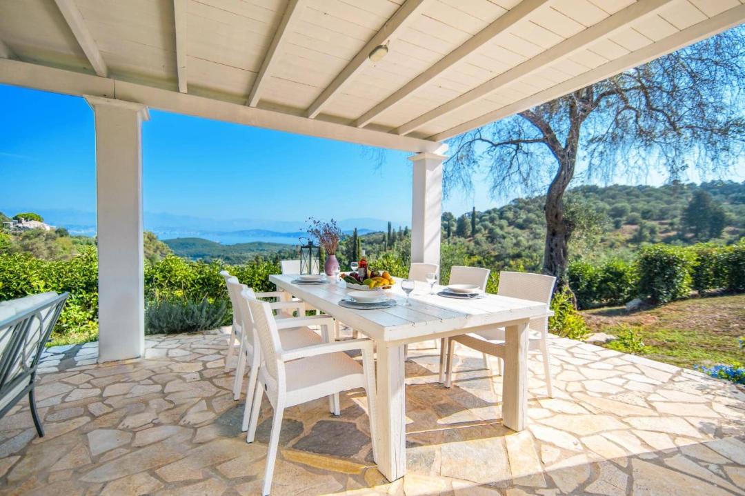Photo of Patio Balcony in Petaleia