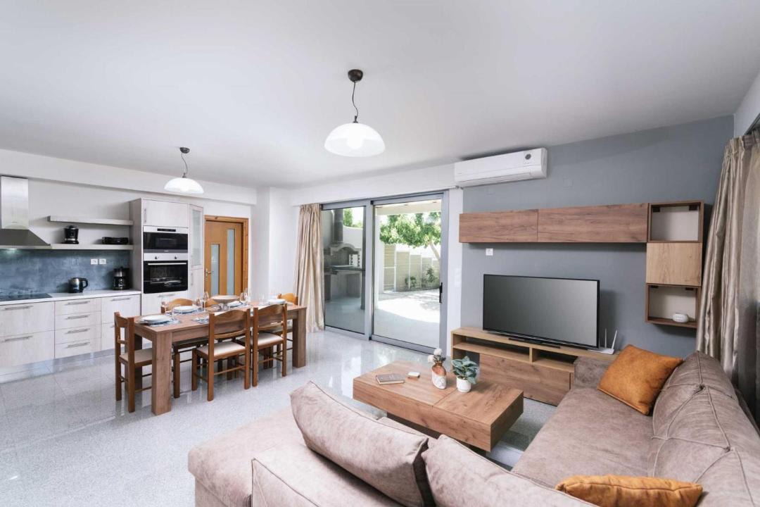 Photo of Livingroom in Petrokefalion