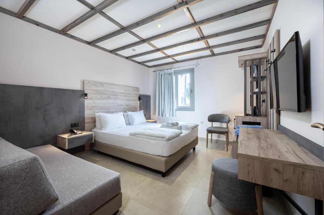 Photo of Bedroom in Marmari