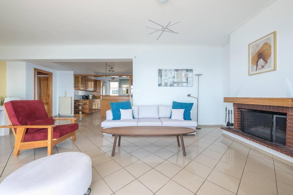 Photo of Livingroom in Peiraiki