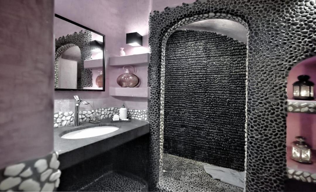 Photo of Bathroom in Ornos