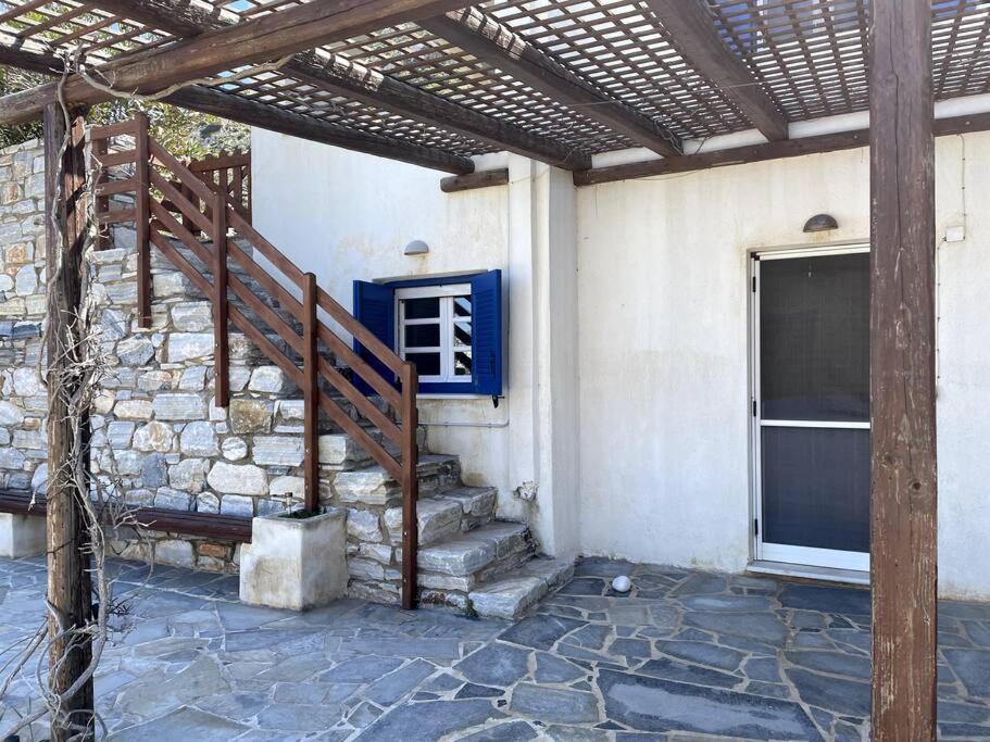 Photo of Others in Apollonas