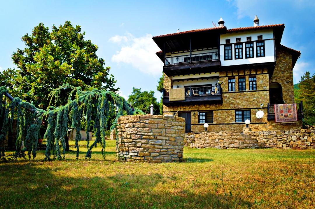 Photo of Buildings in Polygyros