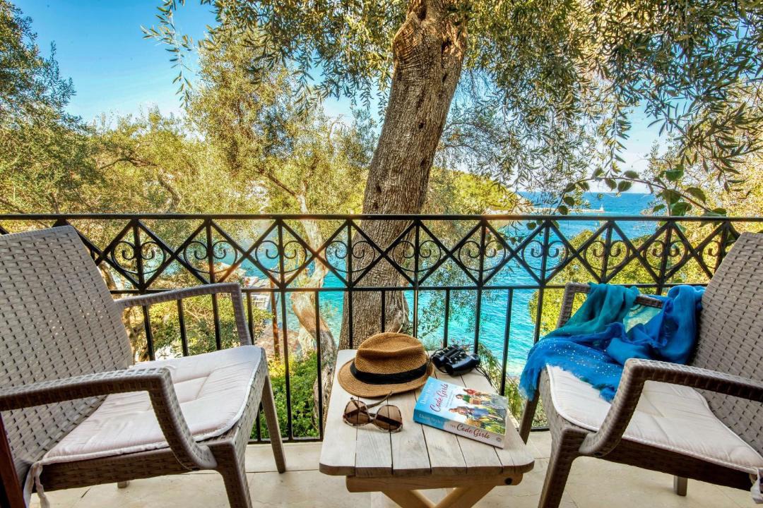 Photo of Patio Balcony in Longos