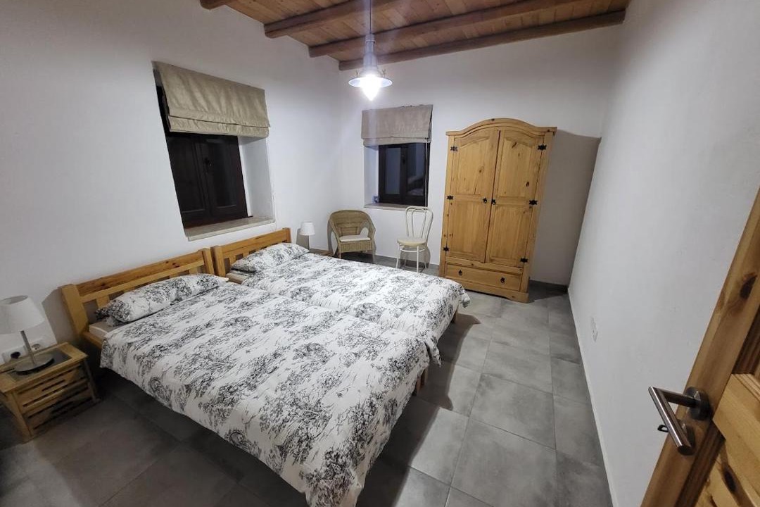 Photo of Bedroom in Omales