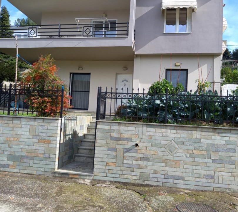 Photo of Buildings in Longakion