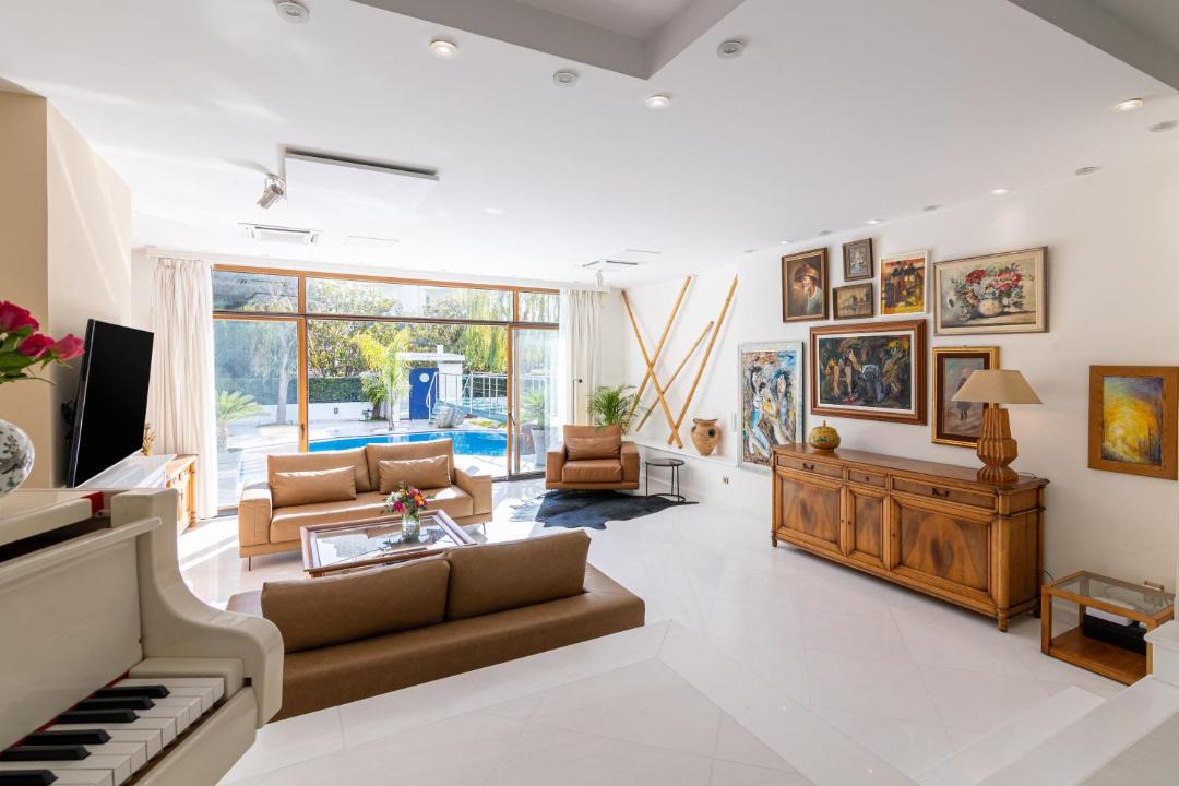 Photo of Livingroom in Glyfada