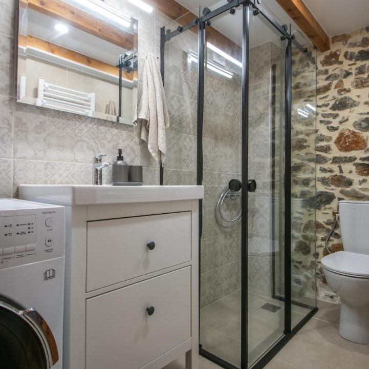 Photo of Bathroom in Kounelion