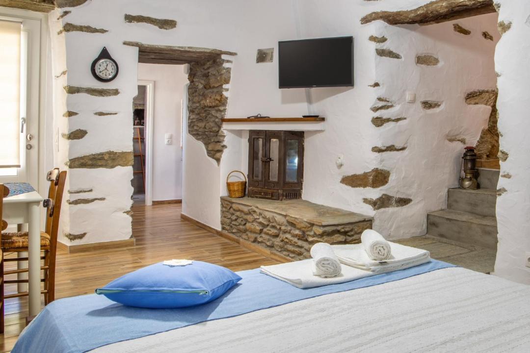 Photo of Bedroom in Apikia