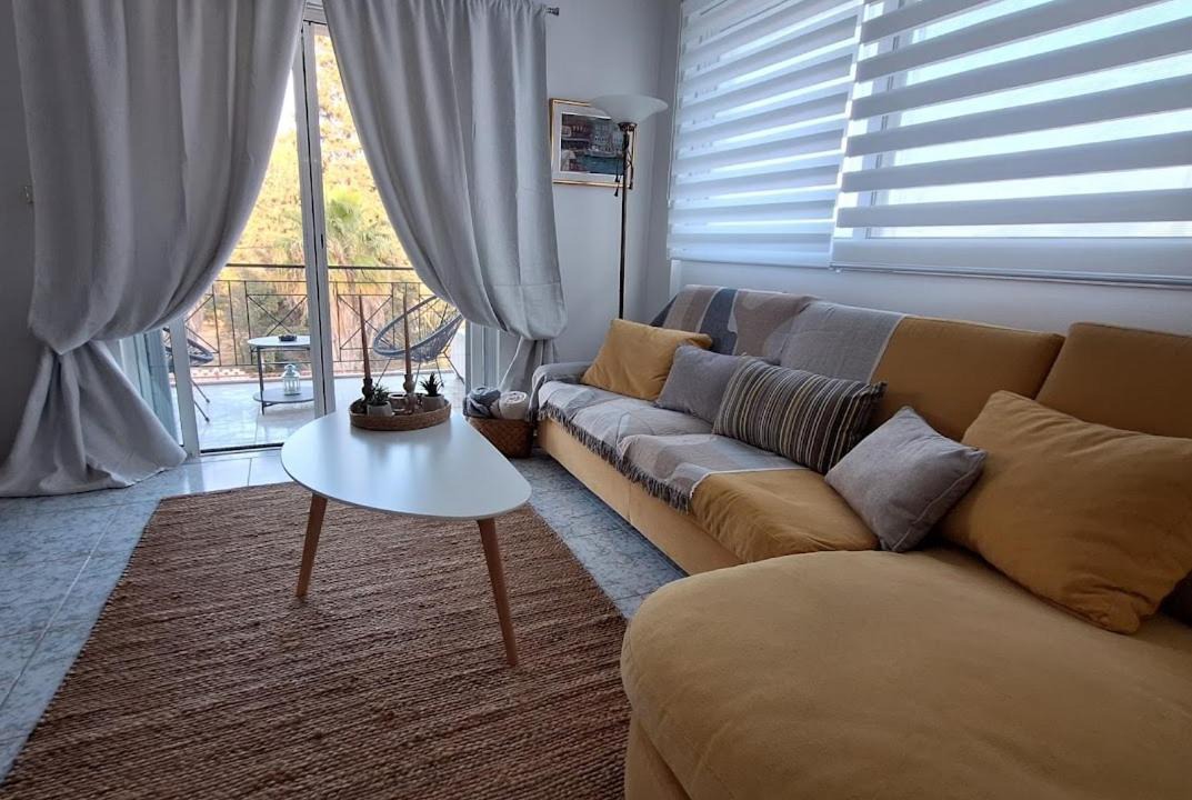 Photo of Livingroom in Tolo