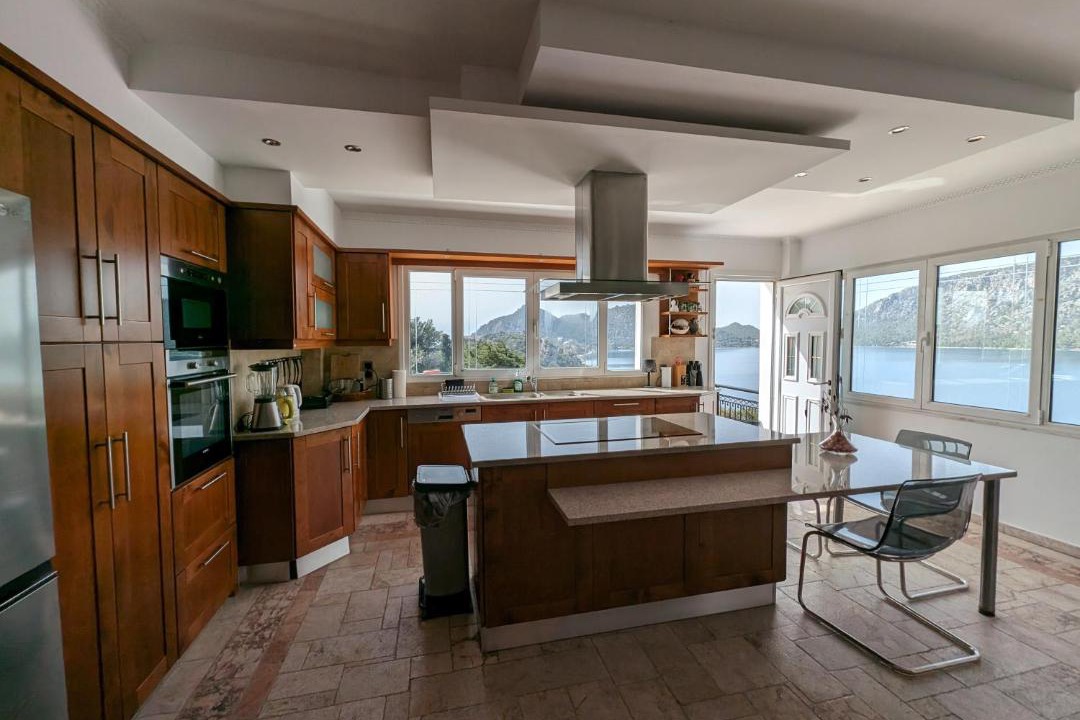 Photo of Kitchen in Limni Vouliagmenis