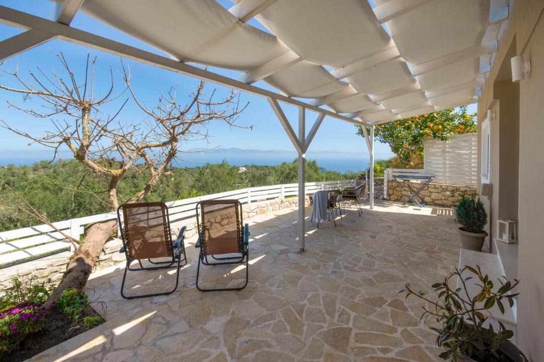Photo of Patio Balcony in Kourteika