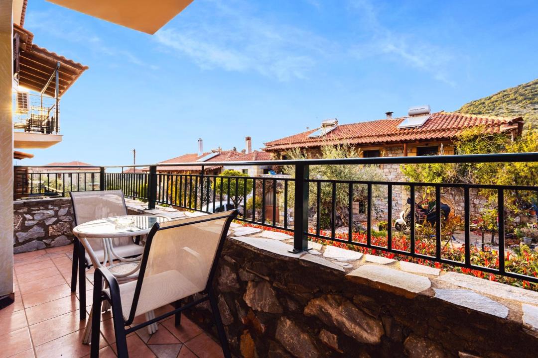 Photo of Patio Balcony in Lefktro