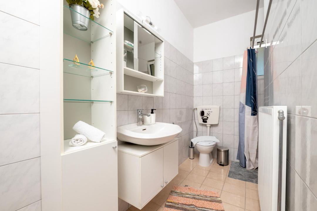 Photo of Bathroom in Psalidi