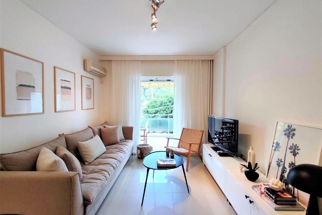 Photo of Livingroom in Vouliagmeni