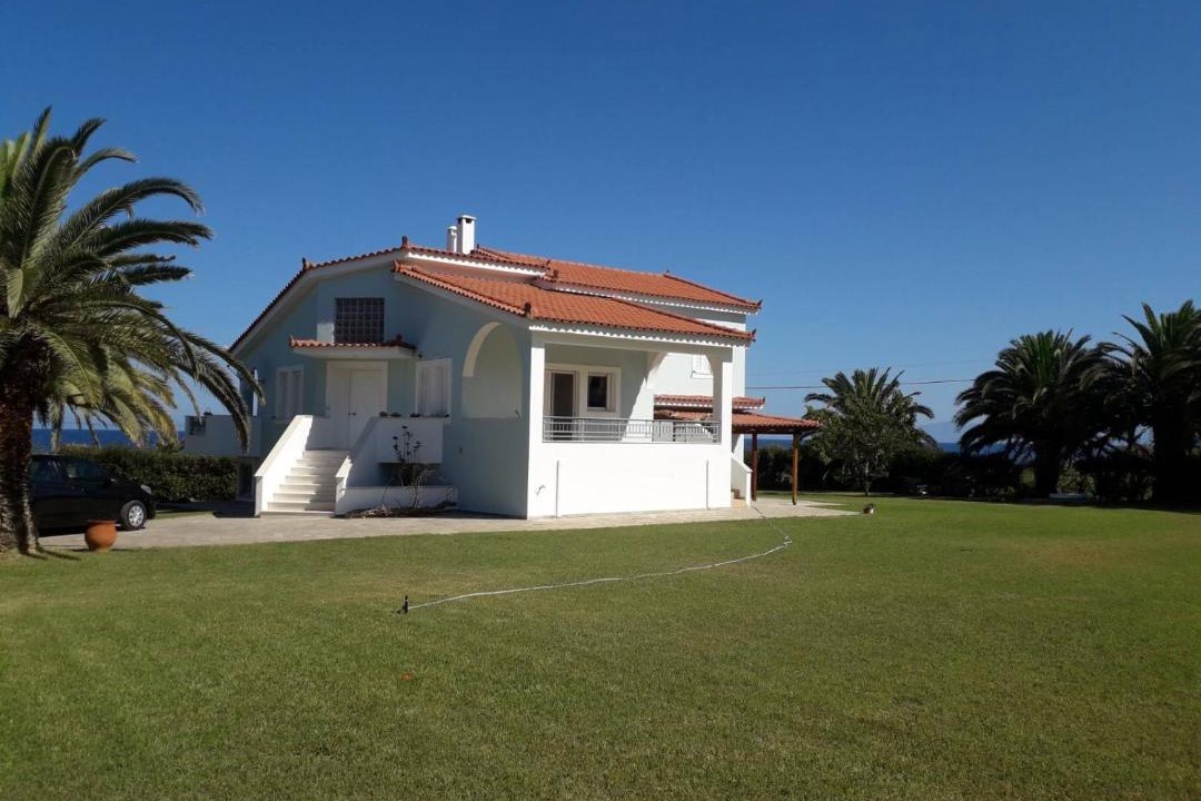 Photo of Buildings in Agrilos