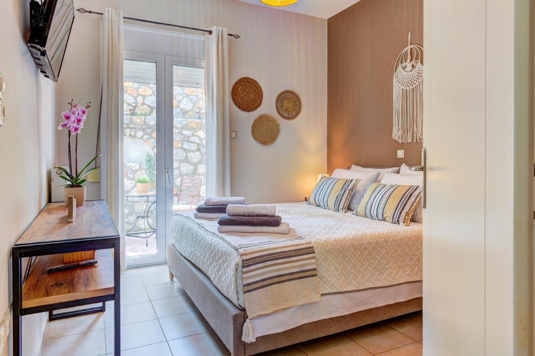 Photo of Bedroom in Filaki