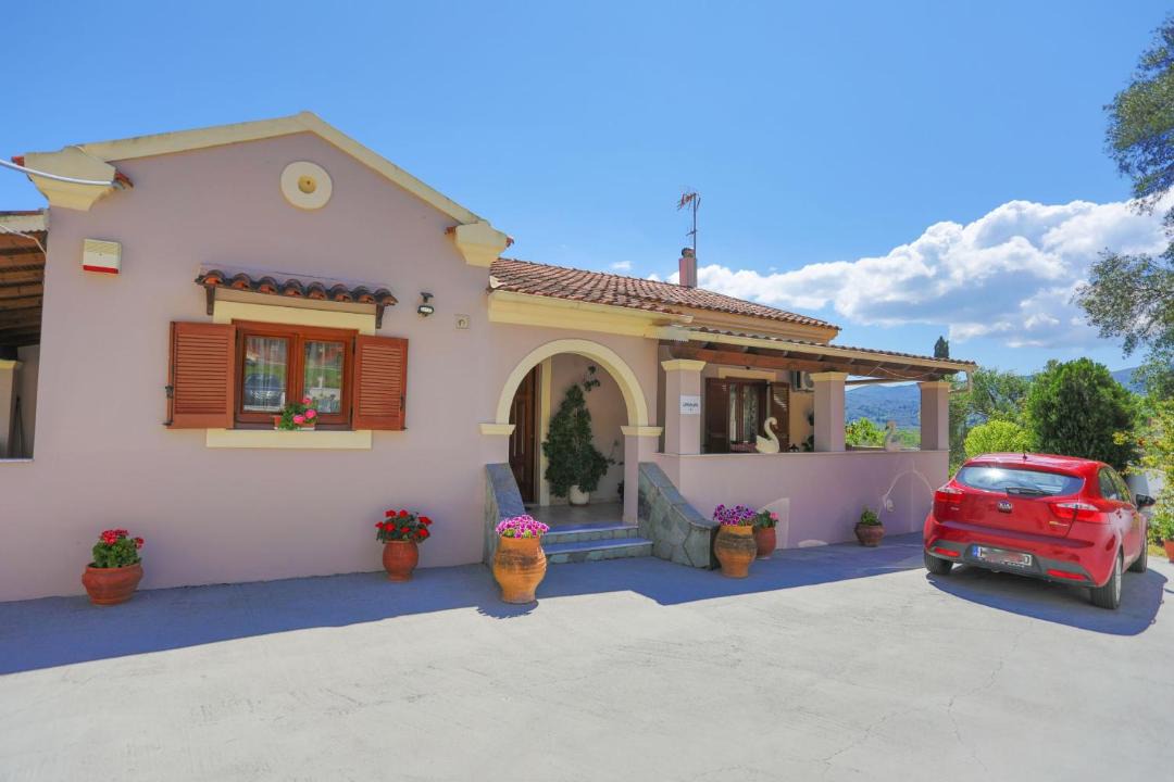 Photo of Buildings in Termenades