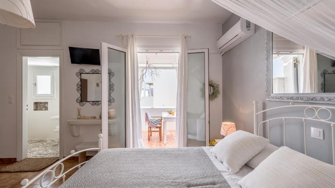 Photo of Bedroom in Apollonia