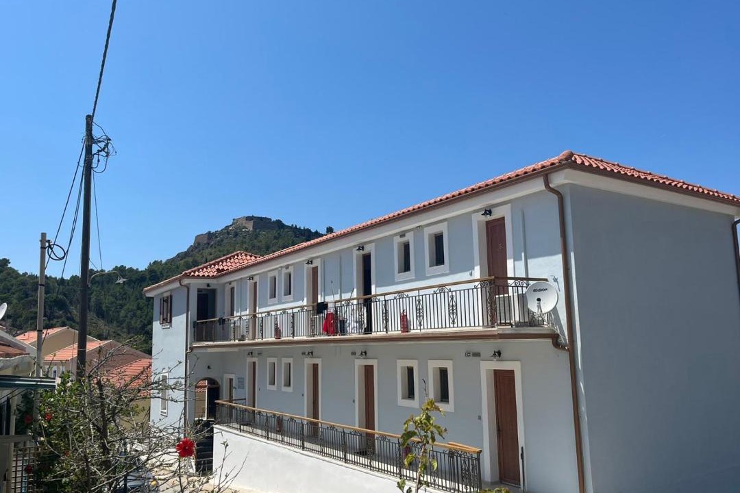 Photo of Others in Frourion